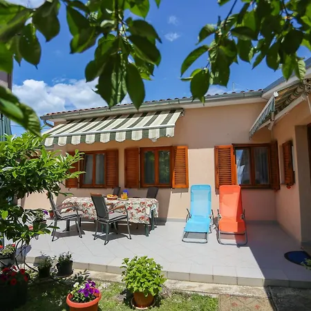 Apartament Stinjan Elda *