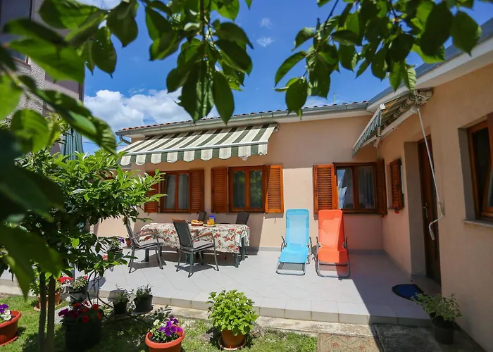 Apartament Stinjan Elda *